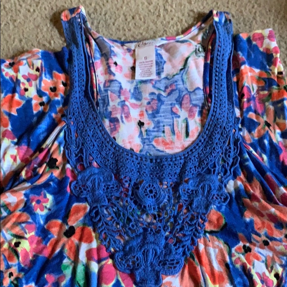 Tank top - Picture 2 of 3
